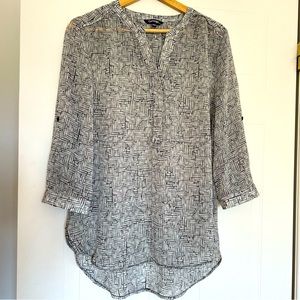 Black and grey patterned 3/4 sleeves blouse